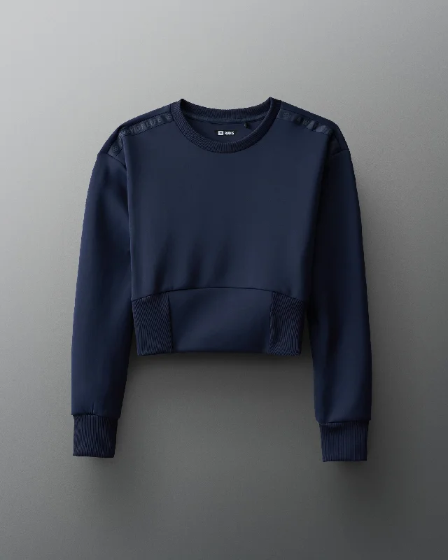 COOL-FEEL Women's Fitted Crew - Navy Hoodie with Set-In Sleeves Structured Classic